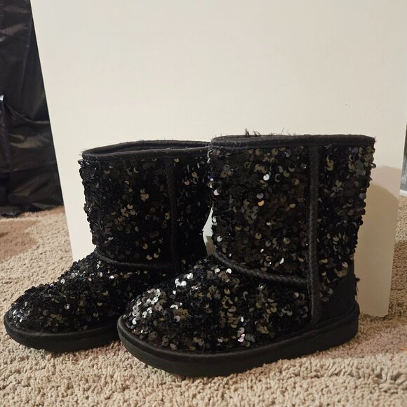Kids' Classic Short Chunky Sequin Boot - Picture 2 of 5